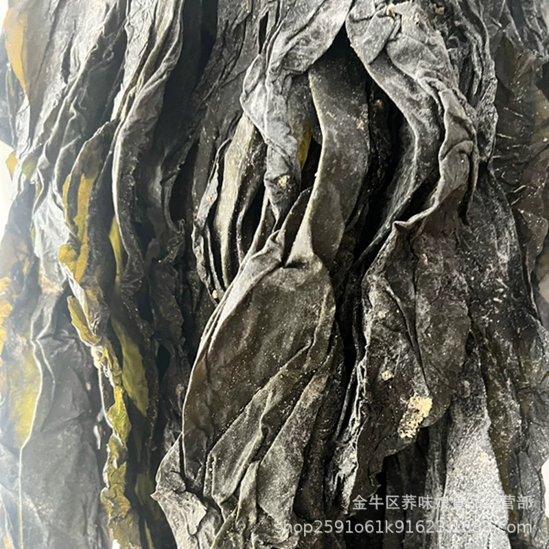 Клавия берет на себя инициативу с хвостовой кожей