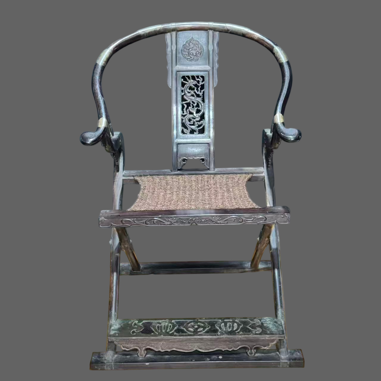 J109 Qing Dynasty Purple Sandalwood Dragon-Patterned Cross-Legged Chair (69*66*102)