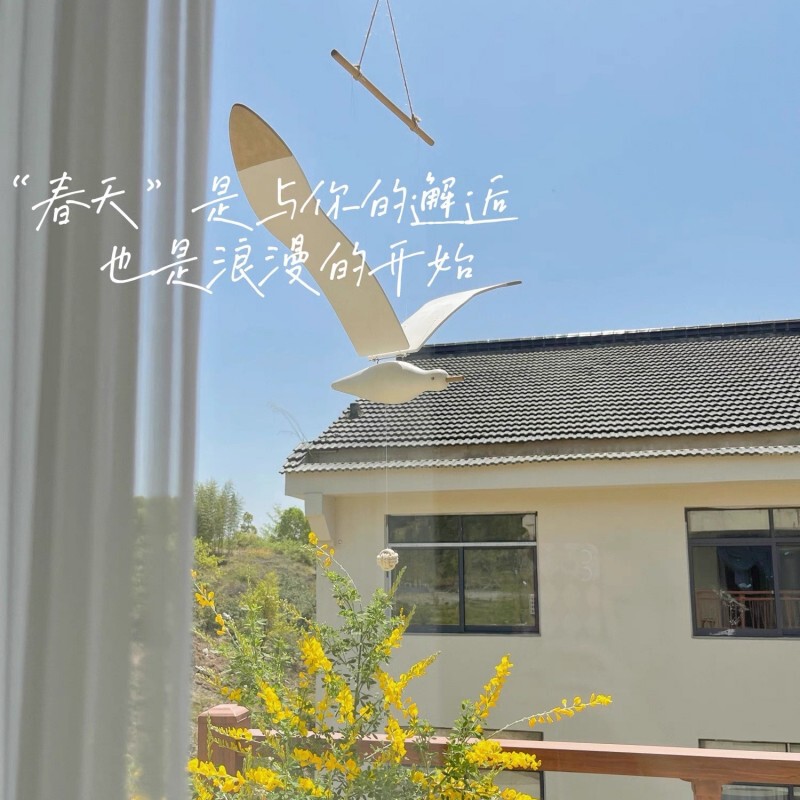 Flying Seagull Pendant Decoration for Children's Room, Guesthouse, Hotel, Nordic Style Creative Wooden Ceiling Decoration, Room Wood Art