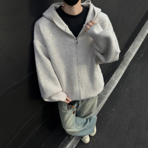 2026秋季新款宽松圆领长袖针织开衫男女青少年运动风格腈纶面料图片