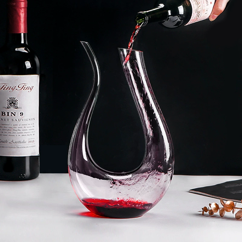 Creative luxurious tall decanter for home use, lead-free crystal wine dispenser