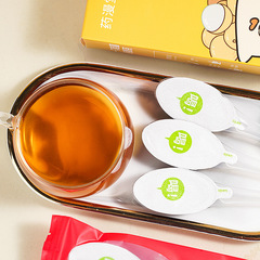 A spoon of ginger jujube paste, black sugar hwai jiang tang guo gui wolfberry ginger sugar tea, brown sugar ginger jujube tea, motherwort ointment.
