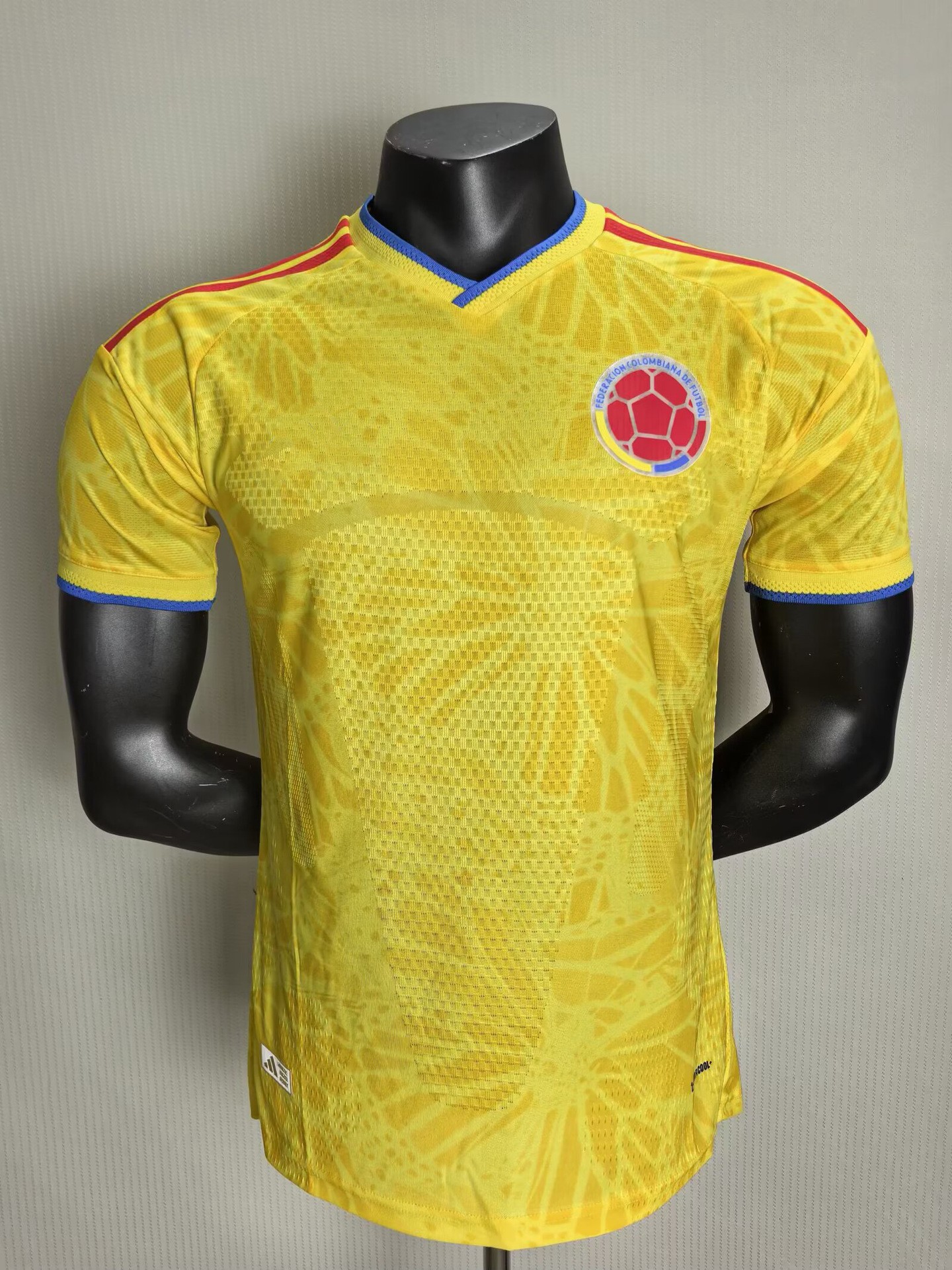 2425 jugadores uniformes de fútbol edición especial Arsenal Japón Brasil Chelsea Portugal Mónaco Roma Series