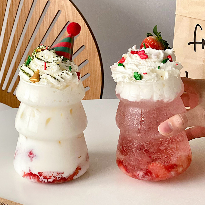 Tazas de vidrio de Navidad resistentes a altas temperaturas de jugo de frutas tazas de bebidas frías tazas de café tazas de diseño de alto valor visual nicho
