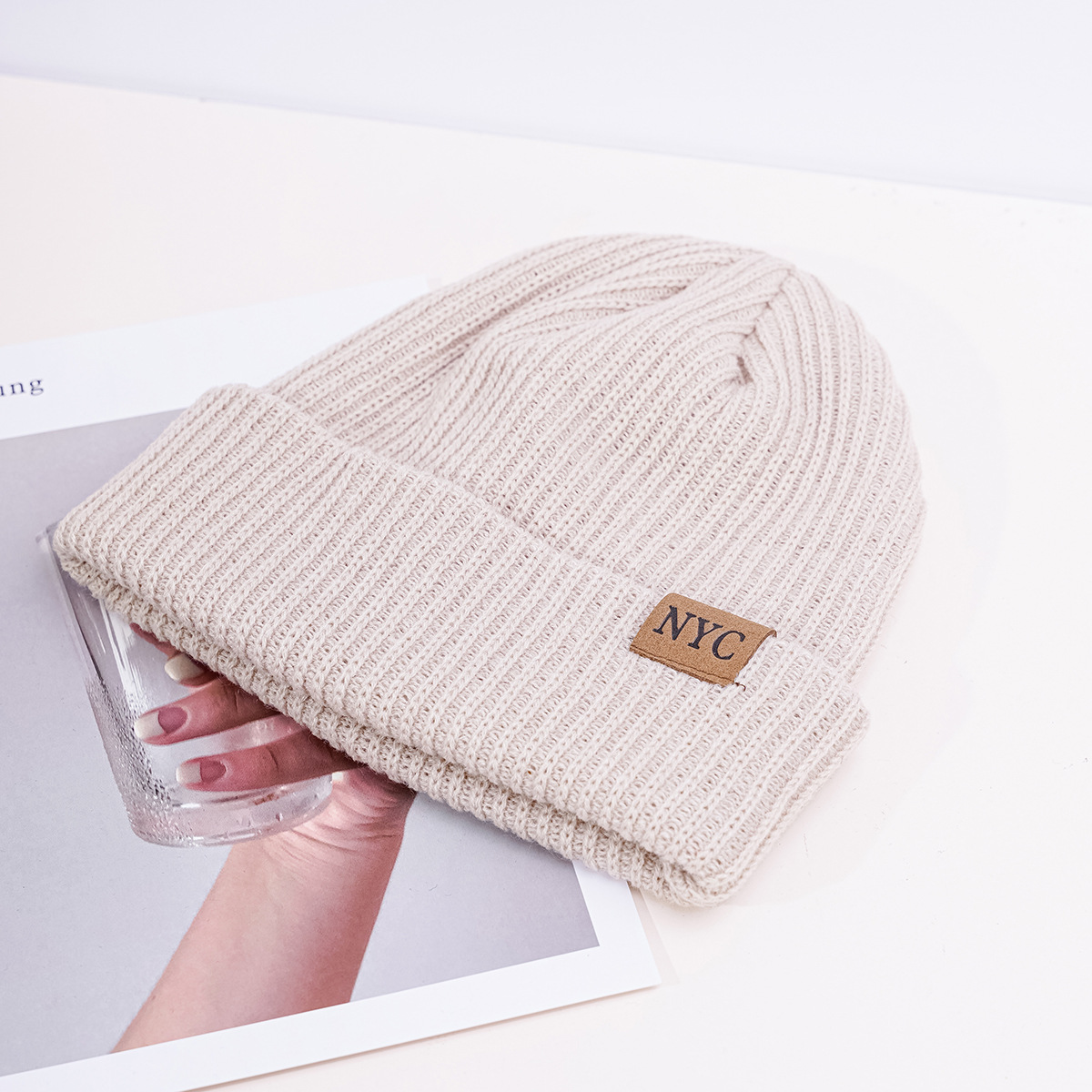 Unisex-AccessoiresAlles in einem gestrickten Beanie-Stil aus Leder mit schlichten Wollmützen_voghion.com