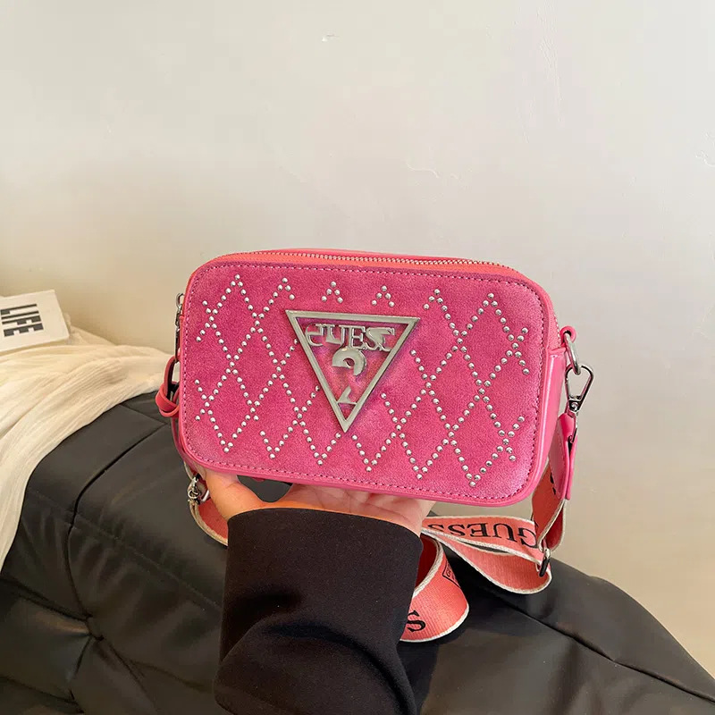 Bolso de cámara transfronterizo para mujer 2025 primavera y verano nuevo estilo estilo moderno y moderno bolso cuadrado pequeño bolso de hombro de diamantes calientes de moda