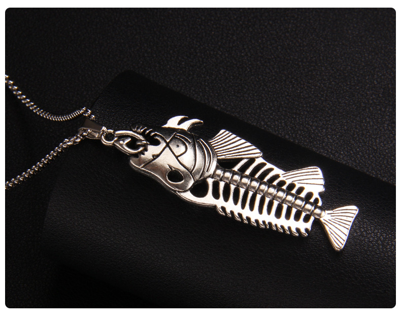 Retro Fish Bone Stainless Steel Alloy Plating Unisex Pendant Necklace 1 Piece