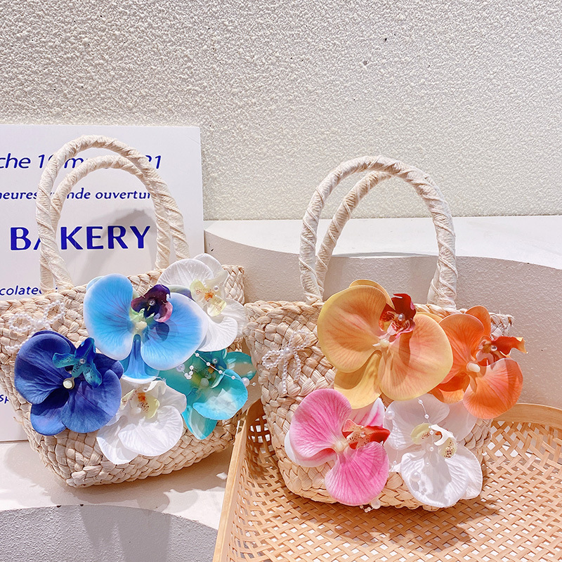 Medium Size Women's Medium Mixed Materials Flower Vacation Classic Style Weave Bucket Open Handbag
