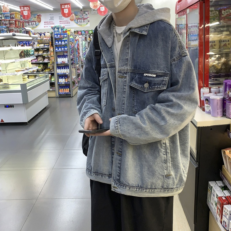 Men's denim jacket, autumn style, Hong Kong style, Korean fashion, trendy, handsome, loose fit, cool and stylish top.