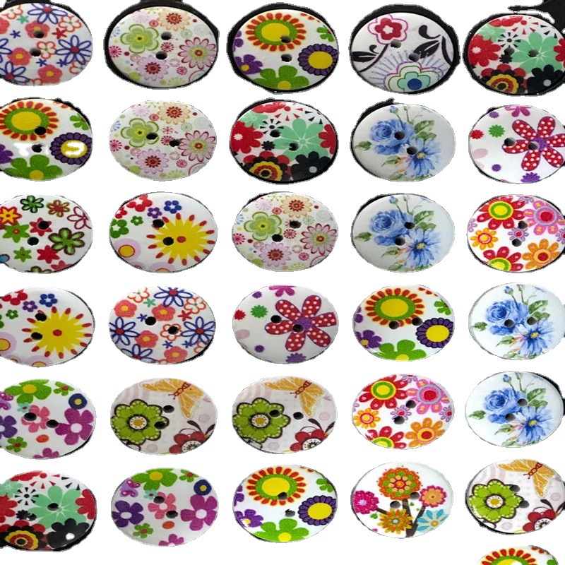 天台维娅木头钮扣厂彩色木制彩绘激光雕刻小木质圆形四孔纽扣批发