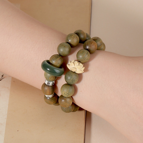 Green Sandalwood Beaded Bracelet with Lotus Flower Running Ring Sandalwood Necklace Wooden Women's Style for Playing Buddha Beads Men's Bodhi Seeds