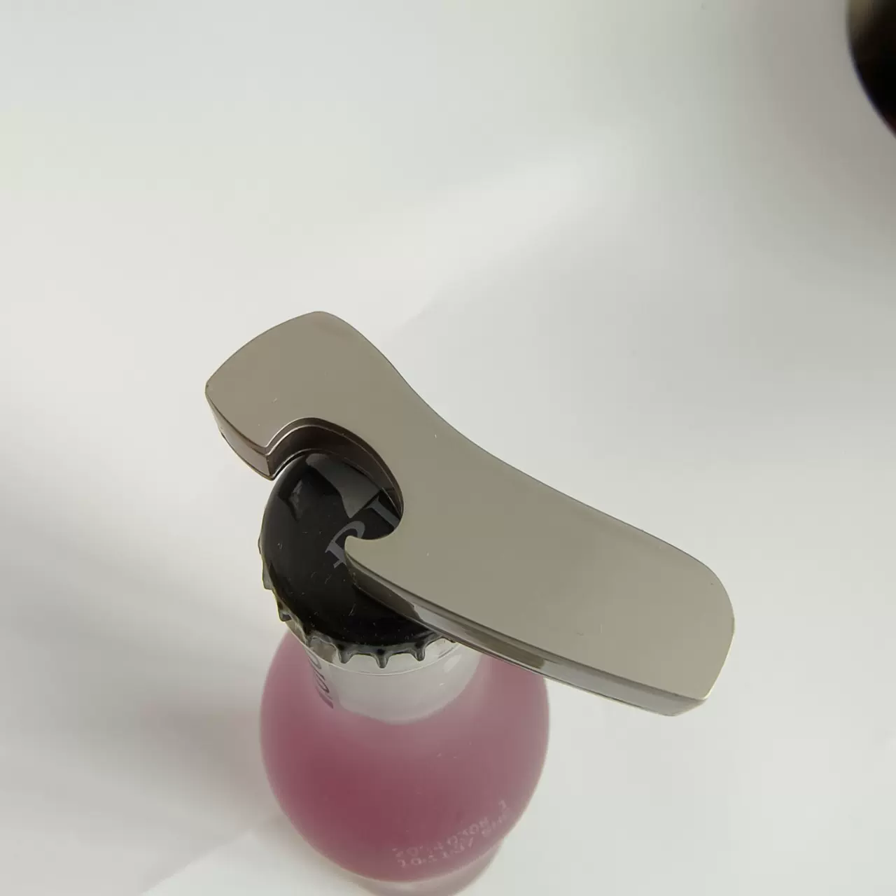 简约帽子开瓶器配件啤酒饮料开瓶器家用啤酒开瓶器酒起子