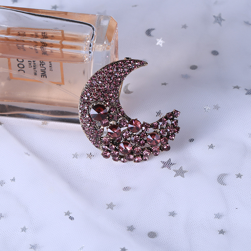 Brooches Classification Banquet Occasion Retro Pin Moon Alloy Inlay Rhinestones Women's Brooches