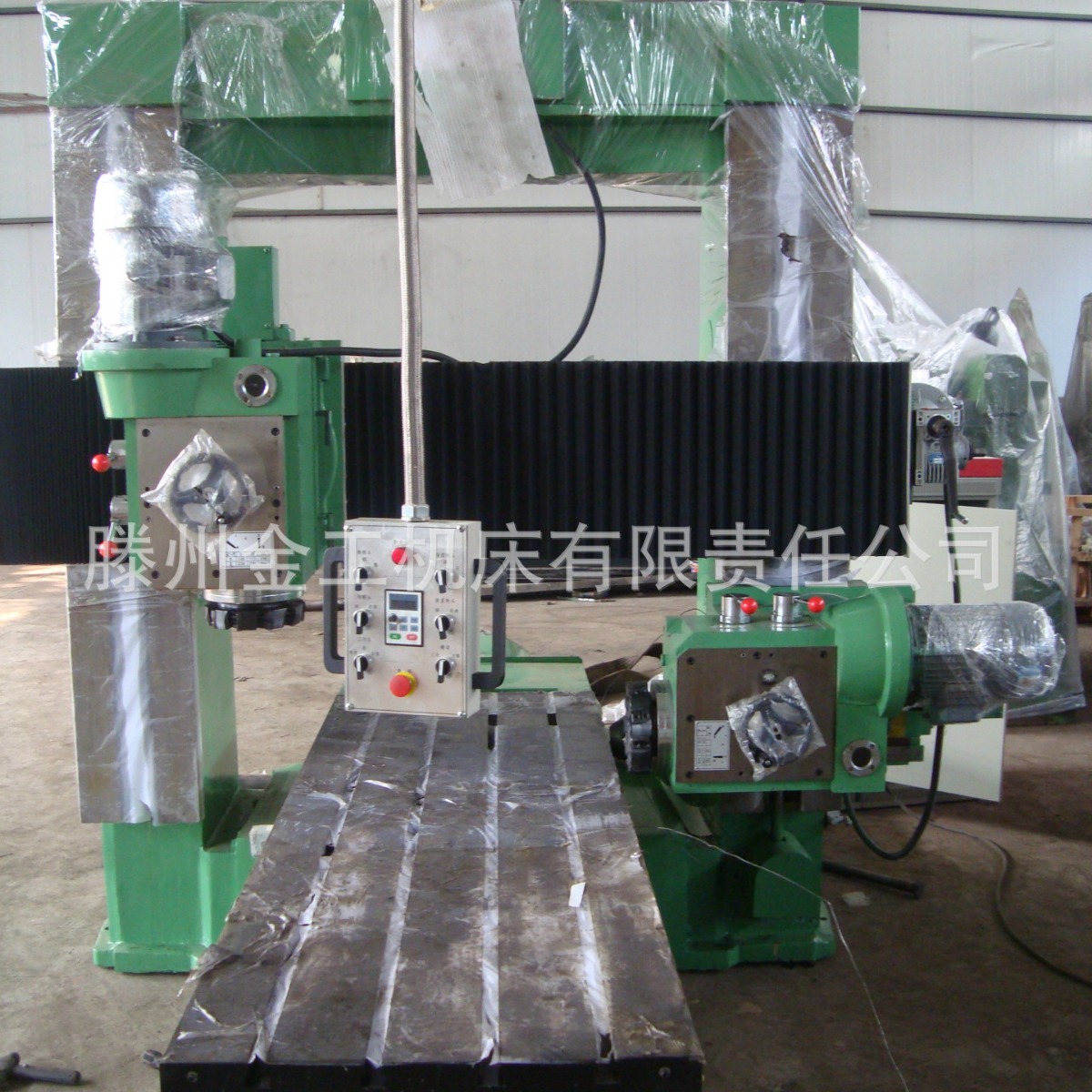 厂家低价供应2012国标龙门铣床