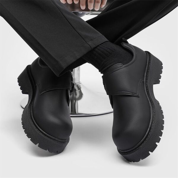 Men's casual black shoes English style for work and office platform
