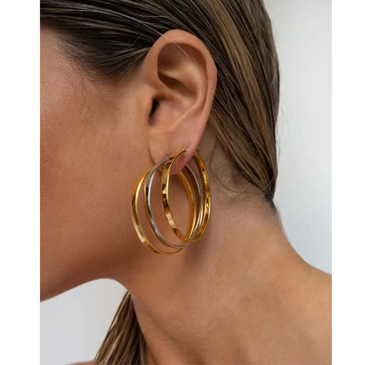 Geometric, Solid Color Pattern Women's Gender Plating Design 1 Pair Simple Style Geometric Solid Color Plating Titanium Steel Hoop Earrings