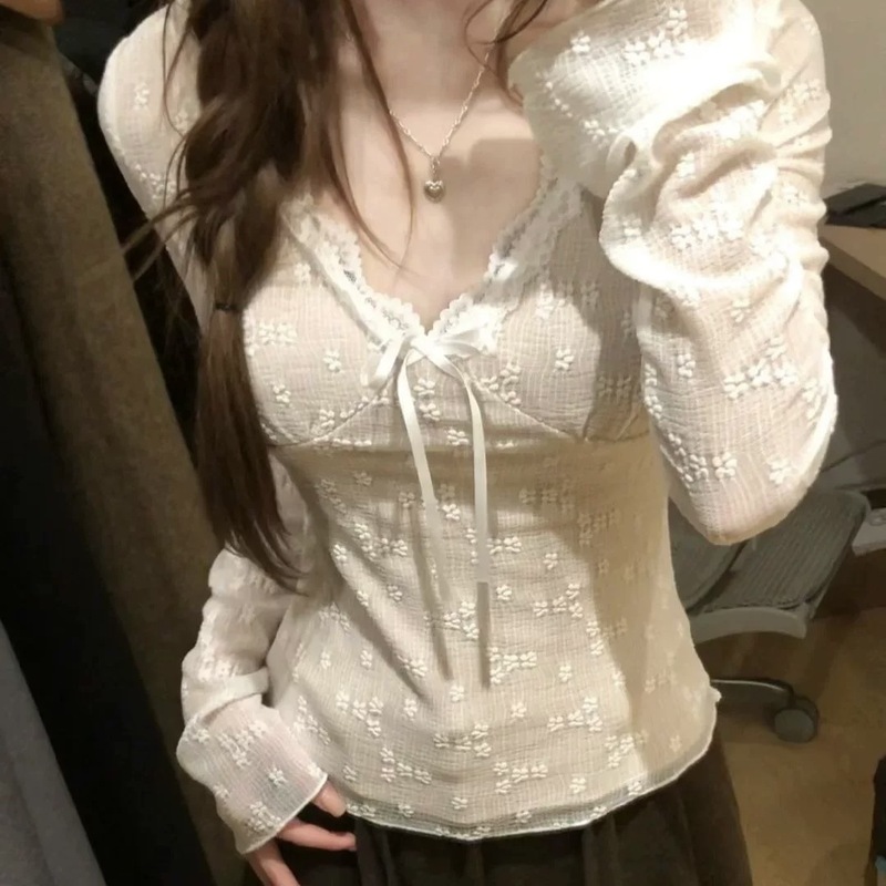 法式别致V领蕾丝边长袖T恤女秋季bm风蝴蝶结修身显瘦内搭短款上衣|undefined