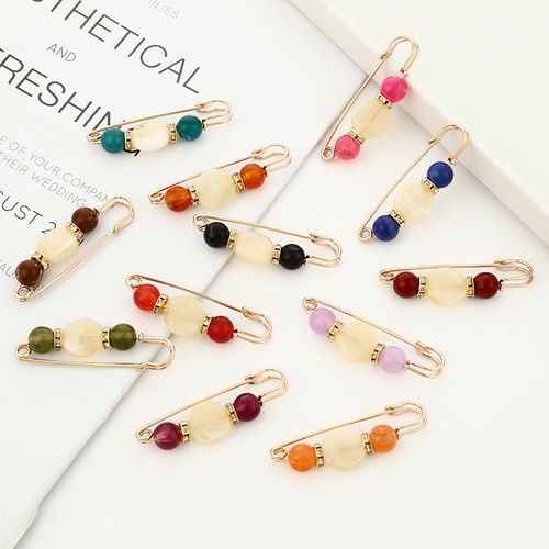 New waist pins, waist tightening artifacts, versatile clothing accessories, jewelry, pearl brooches, anti-exposure buckle pins, wholesale
