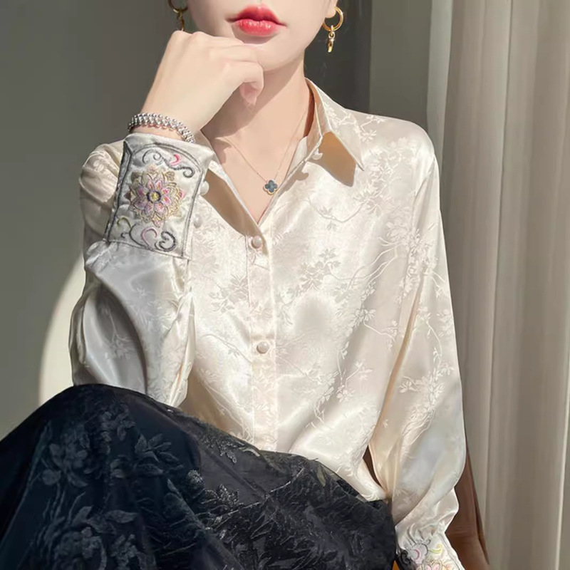 New Chinese-Style Acetate Satin Jacquard Shirt for Women 2026 New Retro National Style Tang Suit Top Design Long-Sleeve Shirt