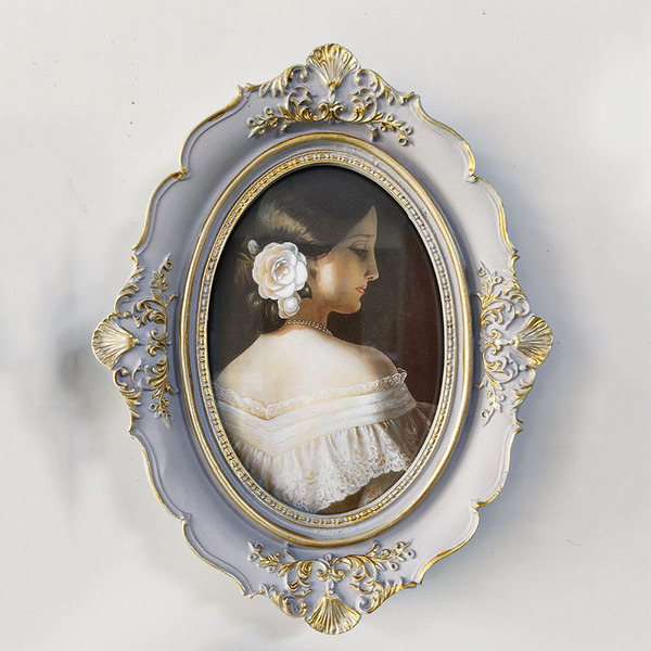 Retro photo frame