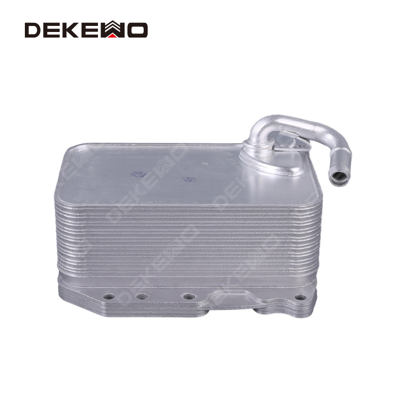 Factory direct sales for Volkswagen Audi Porsche 2.7/3.0 diesel oil radiator 059117015K