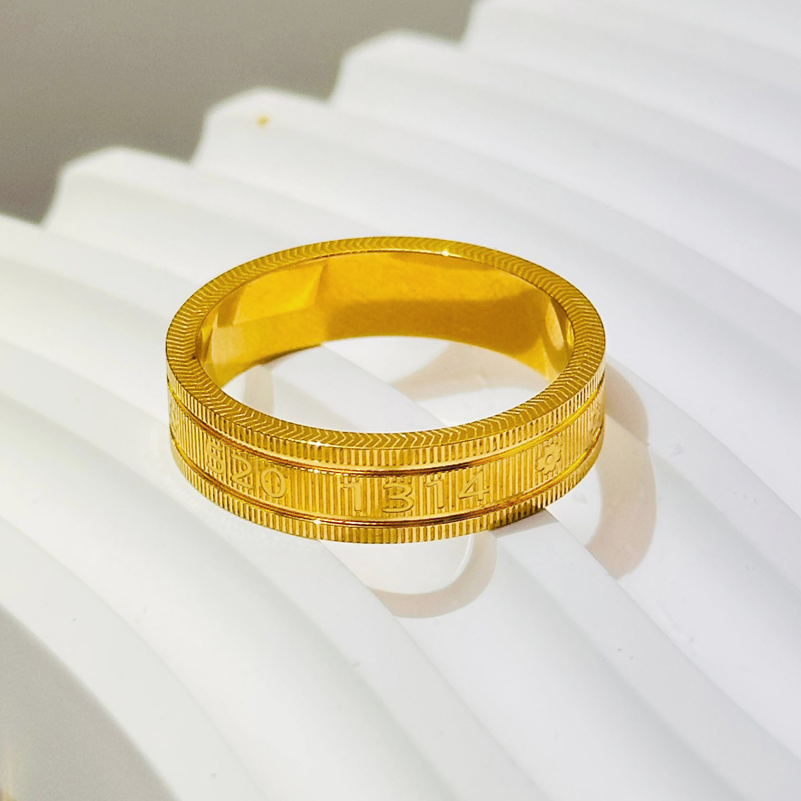 520 1314 anillo de acero de titanio heredado oro antiguo anillo de nicho femenino no se desvanece estilo nacional pareja anillo