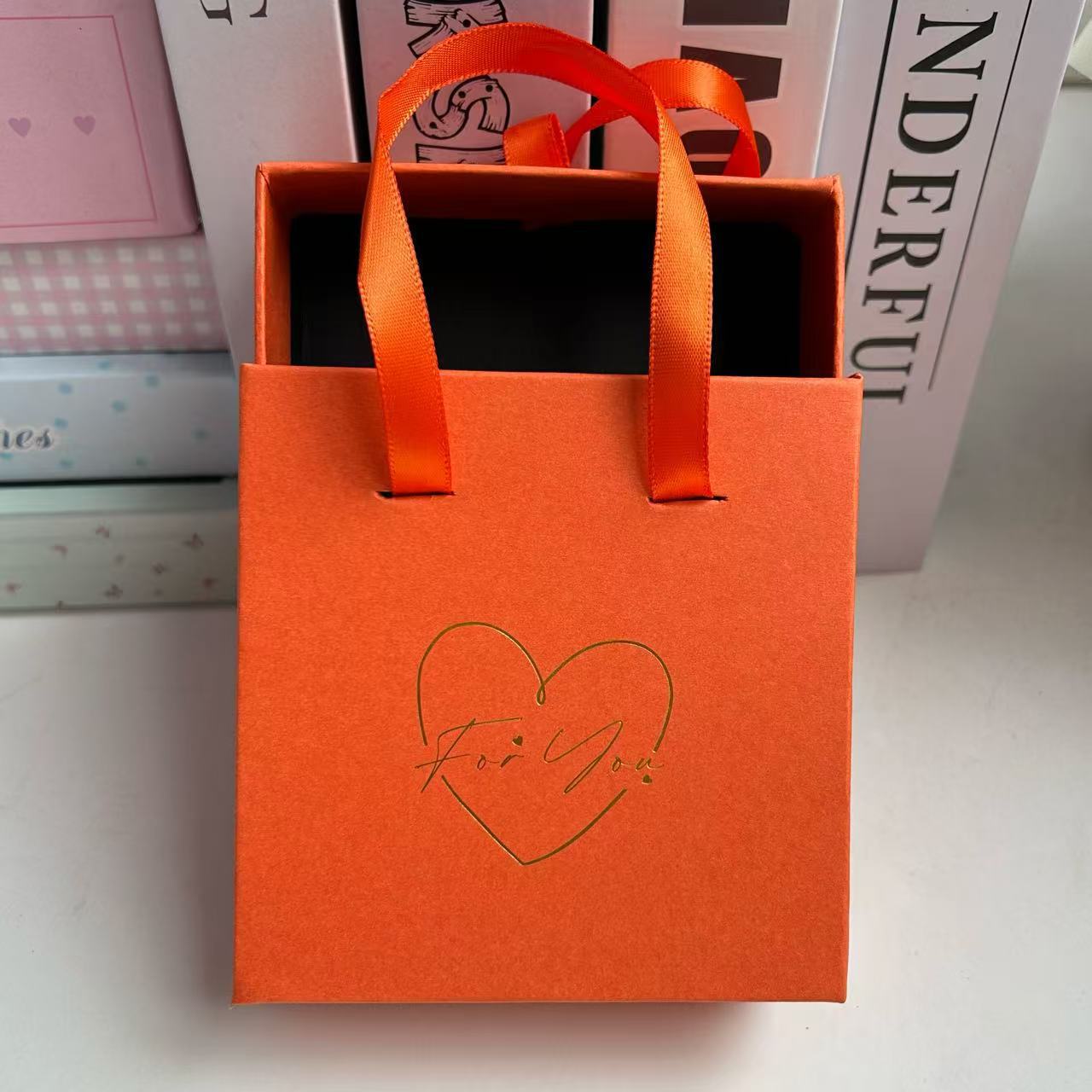 Spot orange single box