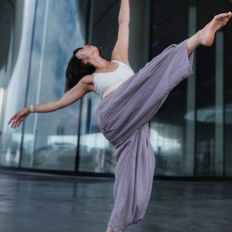 Airy Loose Yoga Pants, Spring and Summer White and Purple Jogger Carrot Lantern Pants for Outerwear