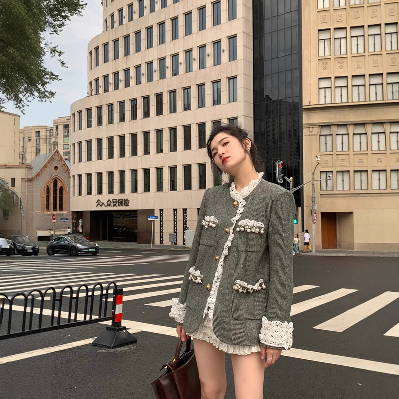 拉家同款2025气质宫廷高级感女装羊毛呢蕾丝花边中长款大衣外套女|undefined