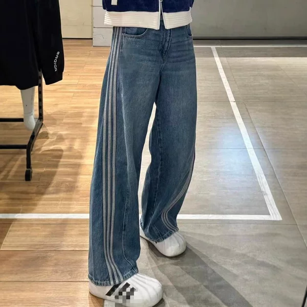 High-End Version of Song Yuqi's Wide-Leg Jeans, Scimitar Pants for Women, Year of the Snake New Year Style, Unisex, Washed Blue
