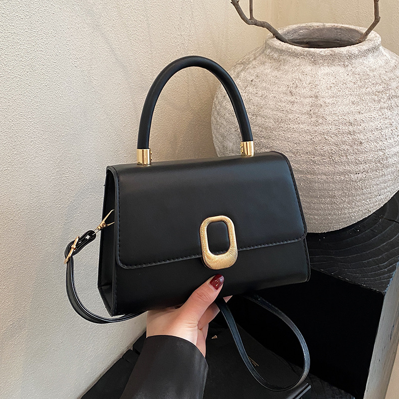 Bolso de diseño de nicho de alta gama para mujer 2025 nuevo bolso de mensajero de un solo hombro de moda de primavera y verano
