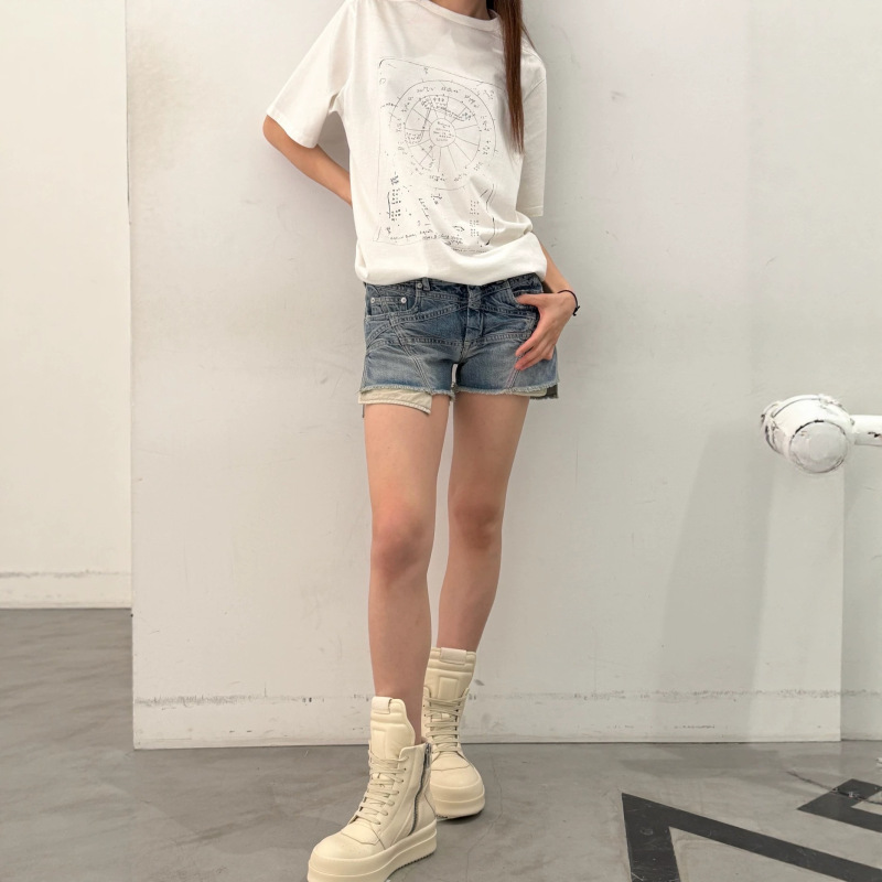 Shenzhen Nanyou Vintage Washed Side-Slit Frayed Denim Shorts for Women, Summer New Style, Crisscross Patchwork Hot Pants