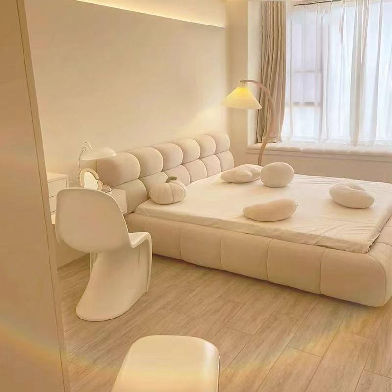 Cama de tela de vello moderna tecnología de crema en el viento cama de tela simple cama casera nube cama doble