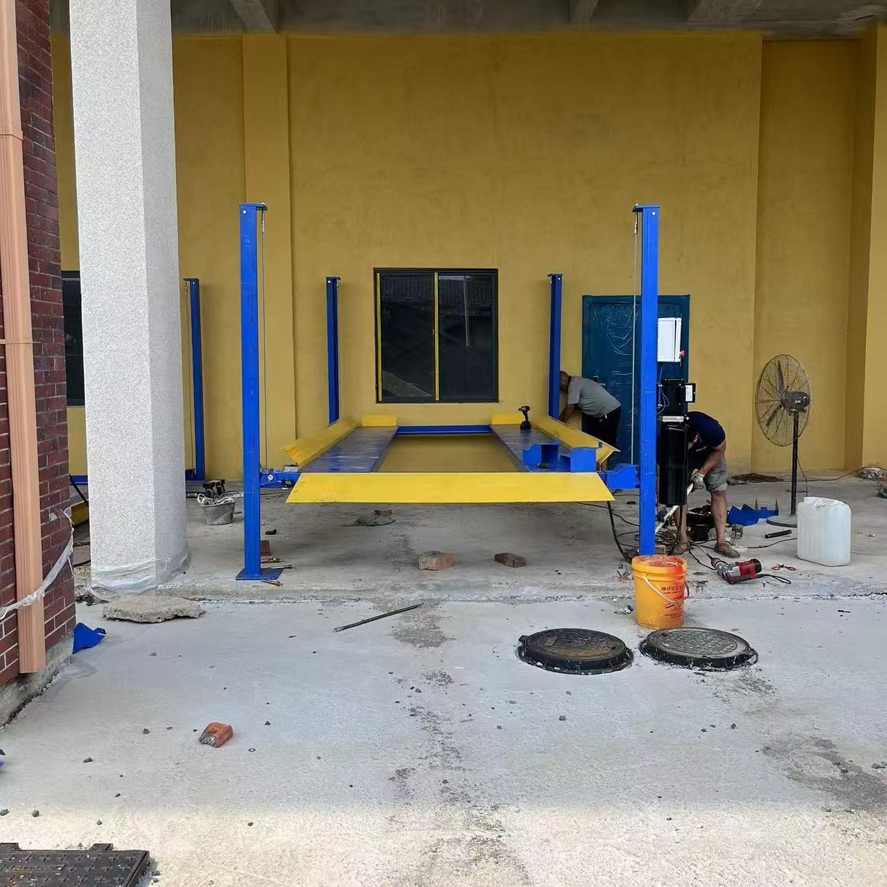 加工四柱停车位举升机停车场车库用4吨停车库升降举升四柱举升机