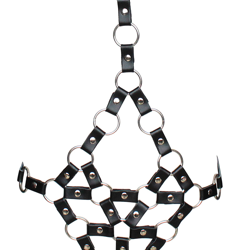 Ropa interior de cuero sexy Ropa de cuero con cadena de hierro Ropa de reina de PU Cadena corta Coqueteo Perspectiva Ropa de cuero Escenario de armadura