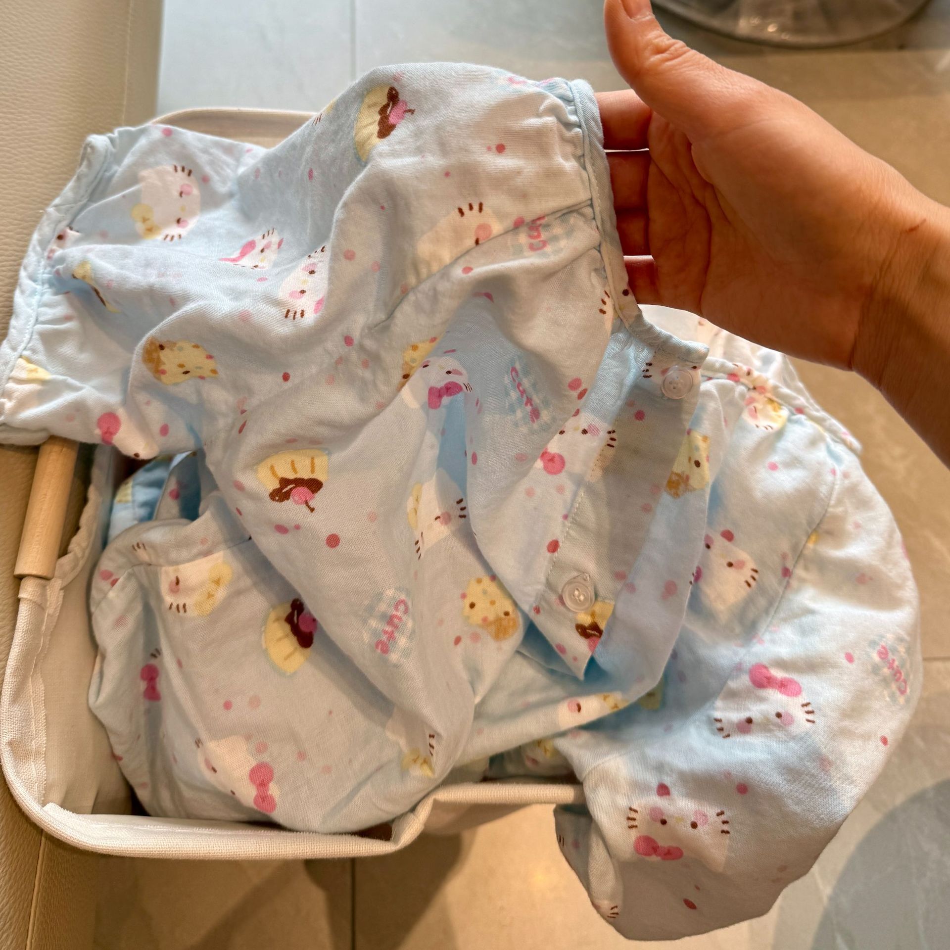 라운드넥 반팔반바지 정장 - 아기 파란 고양이