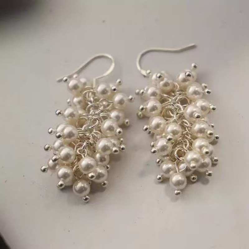 Universal earrings pearl