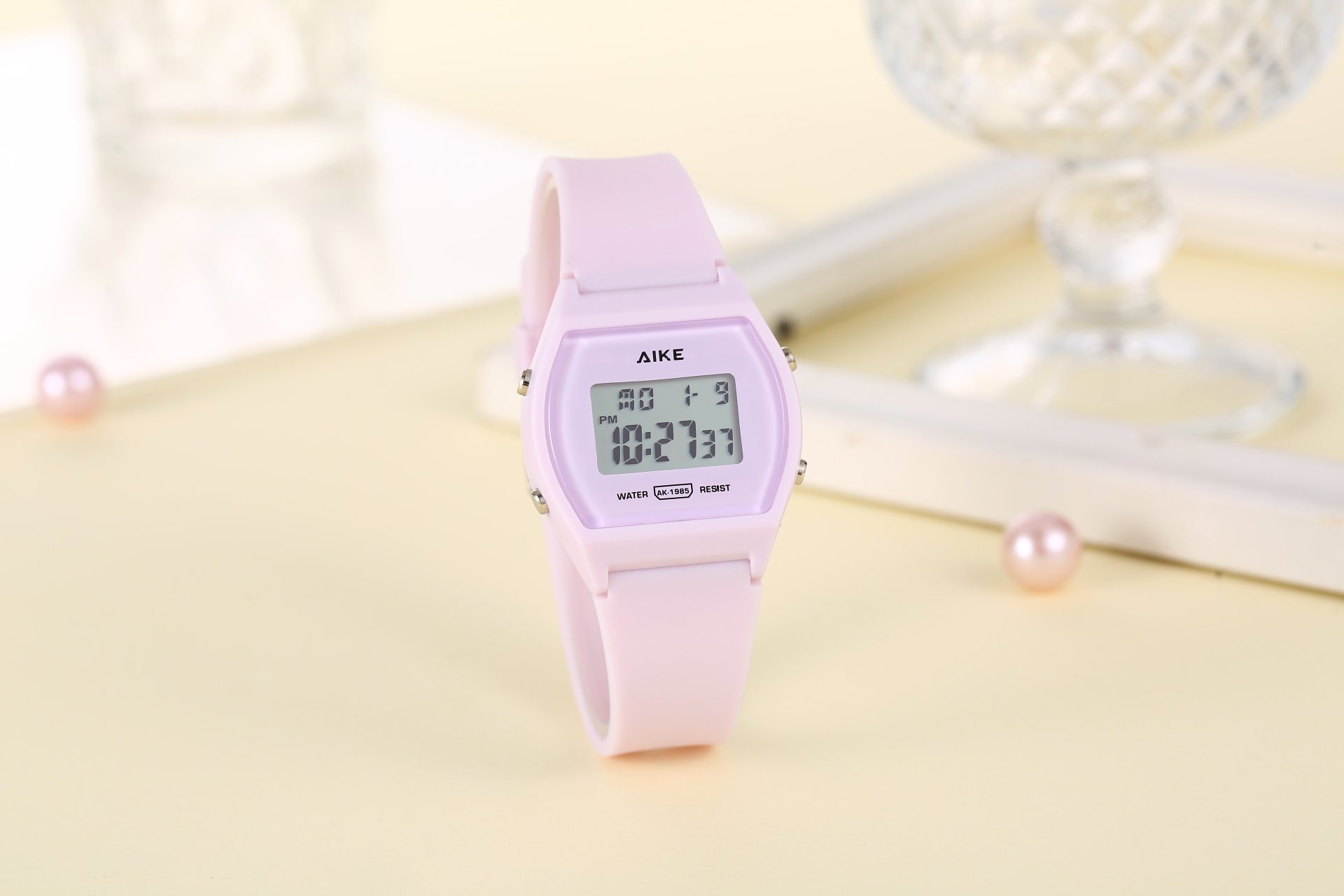 Moda nuevo reloj electrónico cuadrado simple multicolor para hombres y mujeres estudiantes de secundaria reloj multifuncional fábrica directa