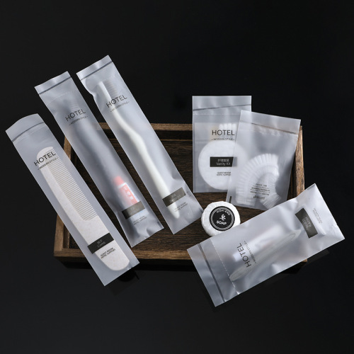 Hotel disposable toiletries toothbrush and toothpaste set hotel B&B home shower gel shampoo