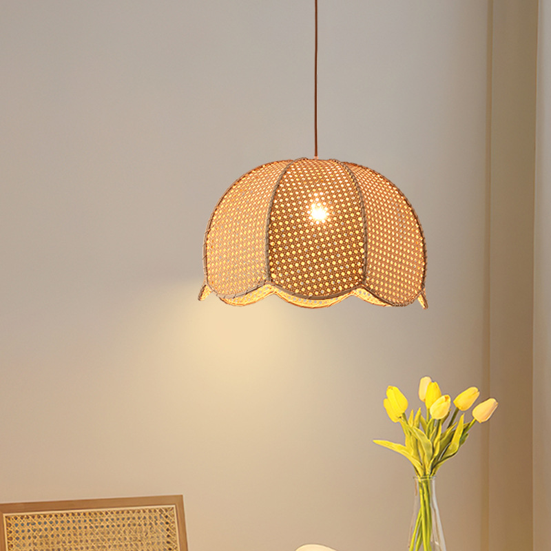 Araña de ratán de estilo japonés personalidad creativa pastoral restaurante balcón entrada lámpara tejida chino cama y desayuno Zen lámpara de sala de té