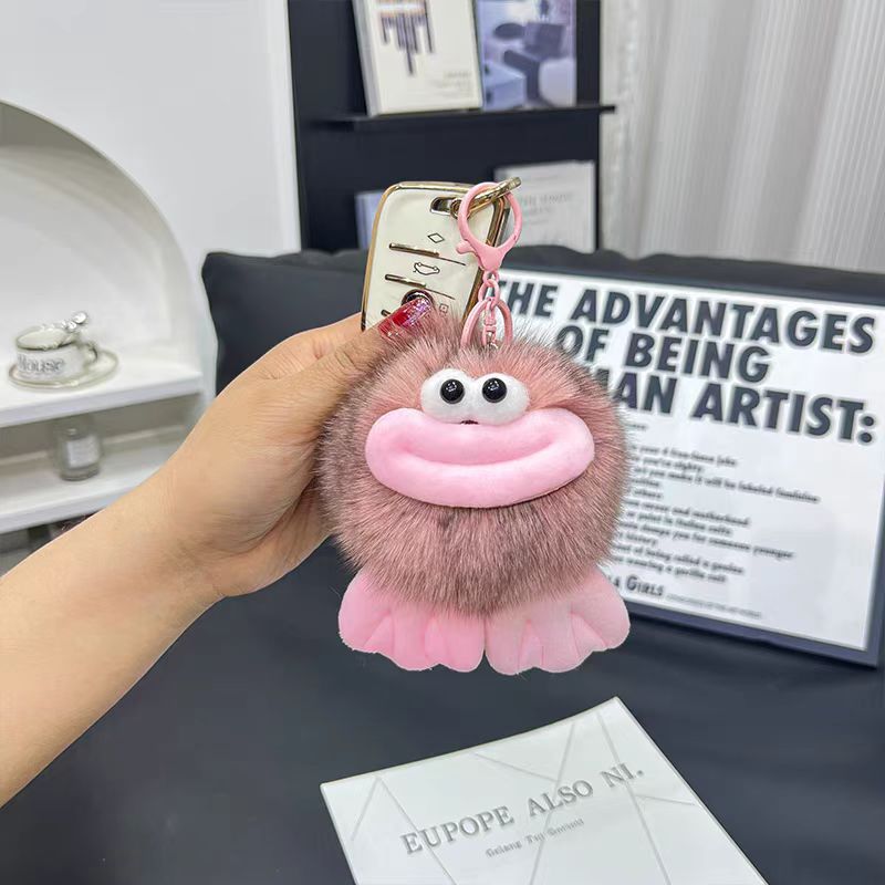 Cute zorro pelo pato boca de carbón bola de llavero de automóvil colgante en elf pelusa mochila colgante