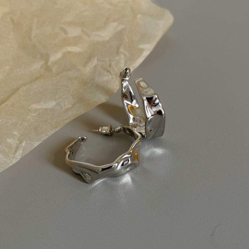 Metal Material 18K Gold Plated Plating 1 Pair Commute Round Plating Metal 18k Gold Plated Earrings