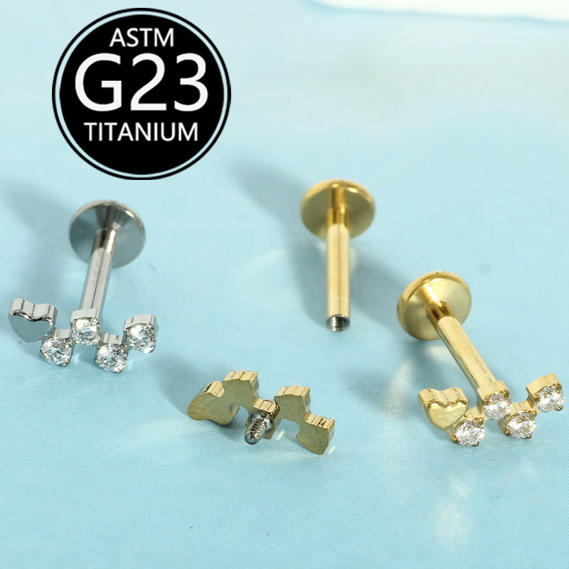 16G labret stud size and finish detail