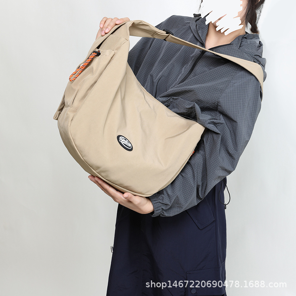 Trendy 2025 New Nylon Crossbody Bag Unisex Fashion Commuter Large Capacity Dumpling Shoulder Bag - Thumbnail 2