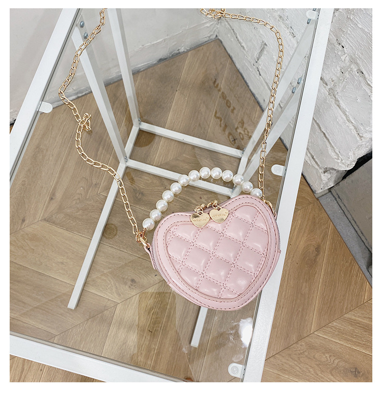 Lingge Pearl Chain Children's Bag Fashion One-shoulder Messenger Bag Coin Purse display picture 42