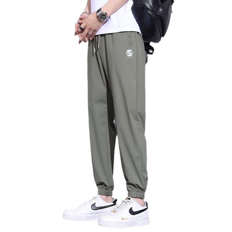 Camisas, menos ropa, pantalones de seda de hielo, verano para hombres, nuevo estilo delgado, spot, pantalones de ocio deportivo juvenil al por mayor