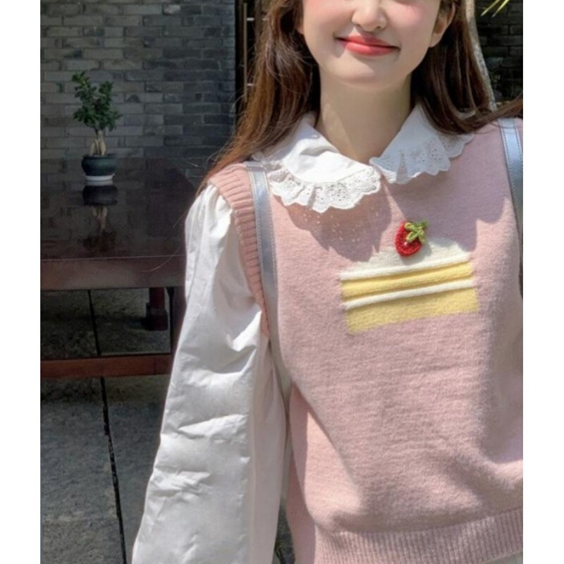 Strawberry Cake Knit Vest for Women, Fall/Winter 2026 New Design, Sweet Sleeveless Sweater Vest for Outerwear Strawberry Cake Knit Vest for Women, Fall/Winter 2026 New Design, Sweet Sleeveless Sweater Vest for Outerwear