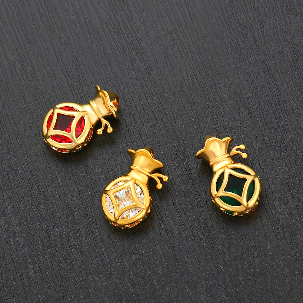 Xuping serie de color de aleación de cobre joyas artificiales colgante nicho ligero lujo retro accesorios collar mujer