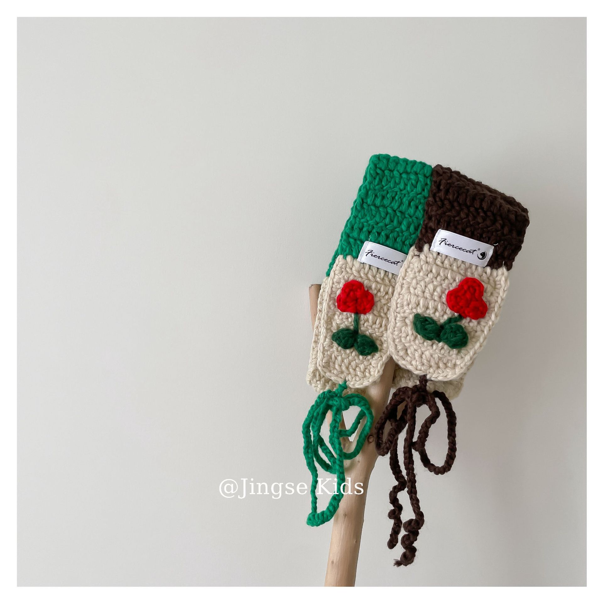 Children's knitted demi-season headband