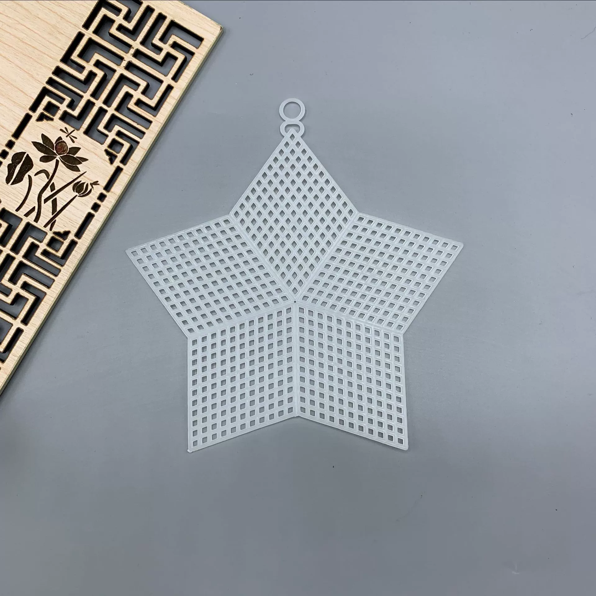 DIY пластиковые сетки оптом крюк мешок внешней торговли поддержки карты головы Multi-Цвет квадратная сетка 8cm10.6cm